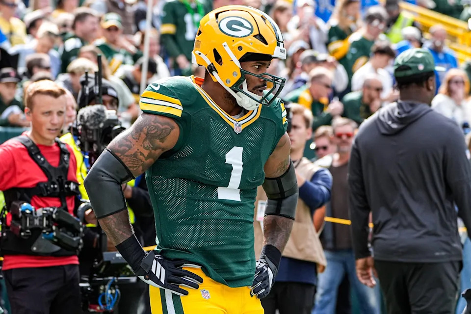 Green Bay Packers defensive end Micah Parsons (1) warms up at Lambeau Field in Green Bay, Wis., on Sunday, September 7, 2025.