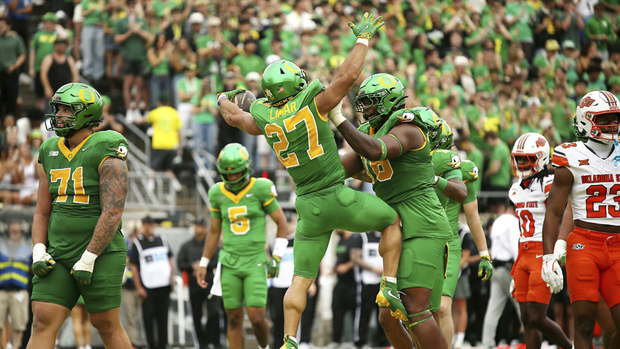 Oregon Ducks AP top 25 college football poll...