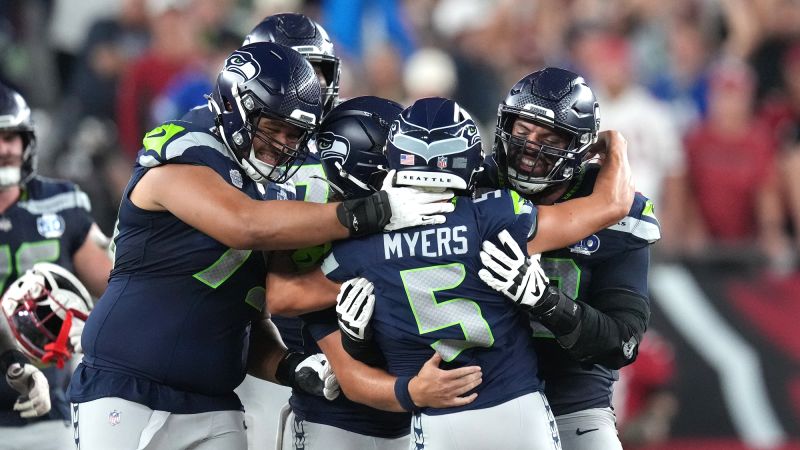 Seattle Seahawks kick last-second field goal to stave off fourth-quarter comeback from Arizona Cardinals