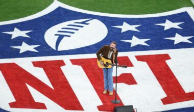 Texans Pick Who Should Rock the Super Bowl Halftime Show
