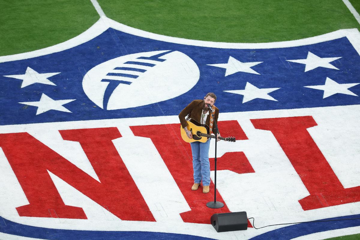 Texans Pick Who Should Rock the Super Bowl Halftime Show