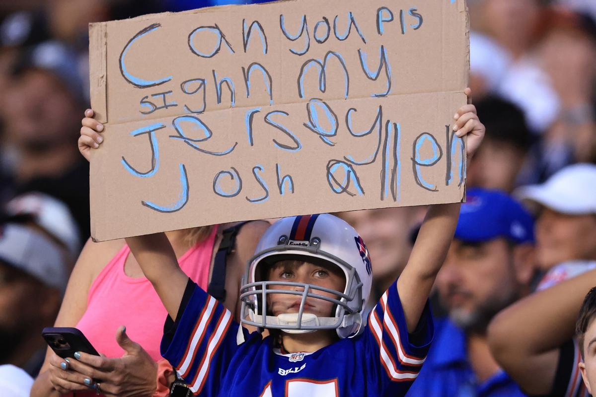 Buffalo Bills Lead NFL In Cosecutive Home Wins Because of Fans