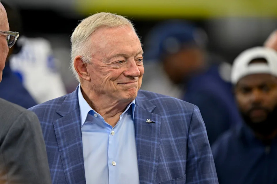 Aug 16, 2025; Arlington, Texas, USA; Dallas Cowboys owner Jerry Jones (left) looks on before the game against the Baltimore Ravens at AT&T Stadium. Mandatory Credit: Jerome Miron-Imagn Images© Jerome Miron-Imagn Images