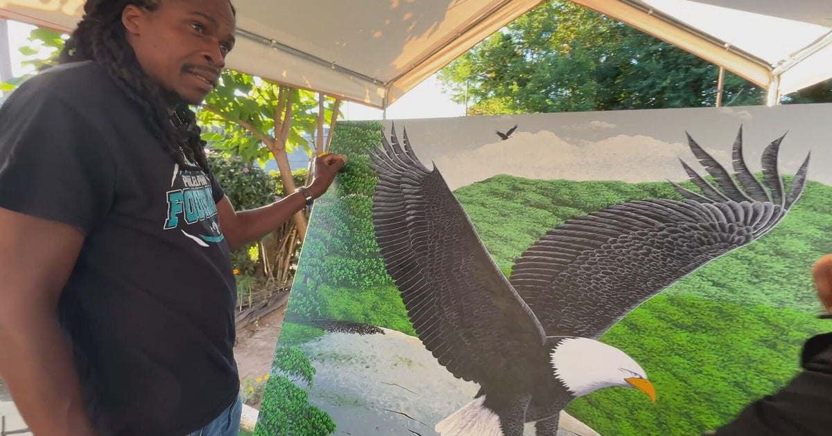 Artist's bald eagle painting celebrates Philadelphia Eagles' iconic spirit ahead of home opener