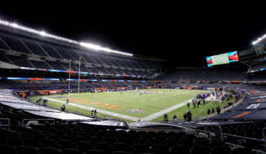 How to Watch, Listen to & Stream Vikings at Bears in 2025 Week 1 Game