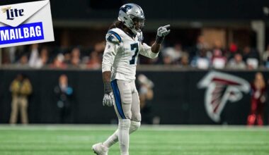 Will Clowney hamper young DEs development?