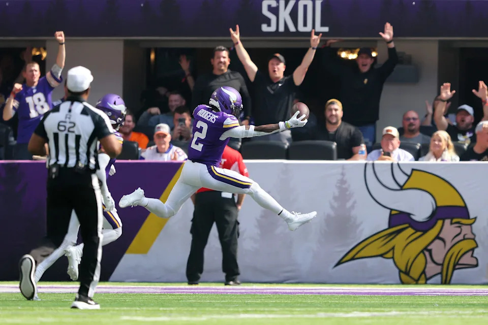 Isaiah Rodgers celebrates after scoring a touchdown off of a fumble recovery against the Bengals.