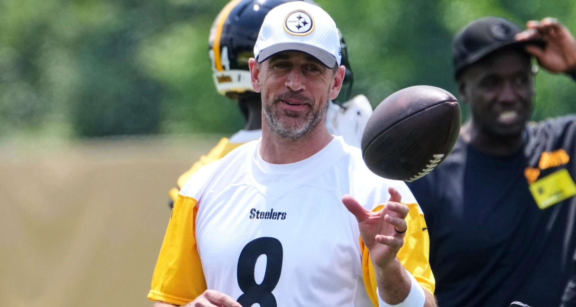 Pittsburgh Steelers fans concerned after Aaron Rodgers spotted looking 'slow and old' in practice ahead of NFL season