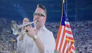 NFL fans left in tears at unique national anthem on 9/11 at Packers-Commanders game - 'absolutely beautiful'