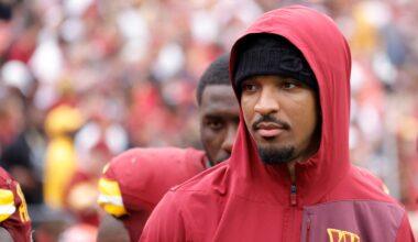 Jayden Daniels injury update with Washington Commanders star QB battling knee injury