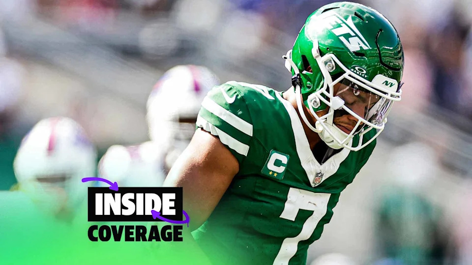 Justin Fields is one of five starting QBs who has been injured in the first two weeks of the NFL season. (AP Photo/Adam Hunger)