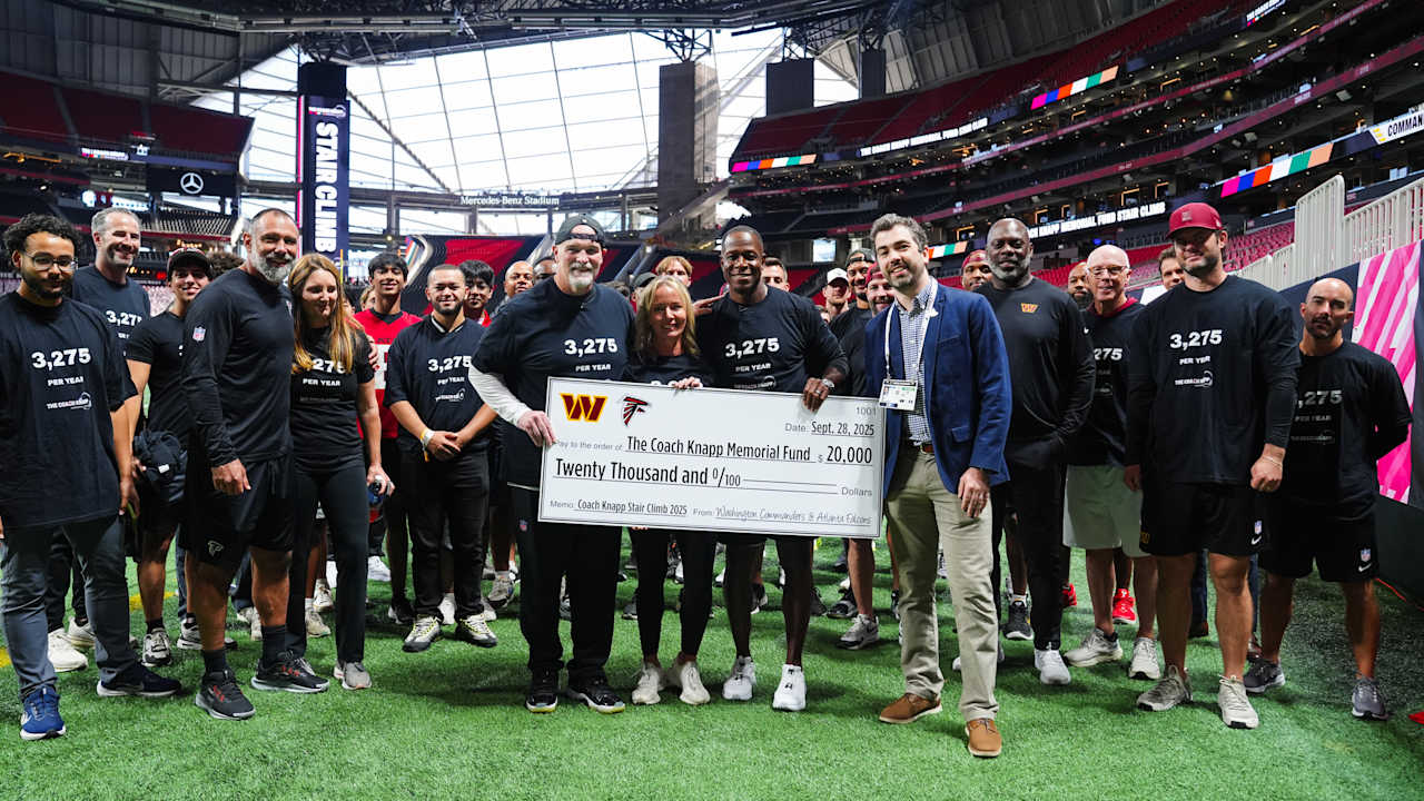 Commanders, Falcons to take part in pregame stair climb to honor coach Greg Knapp 