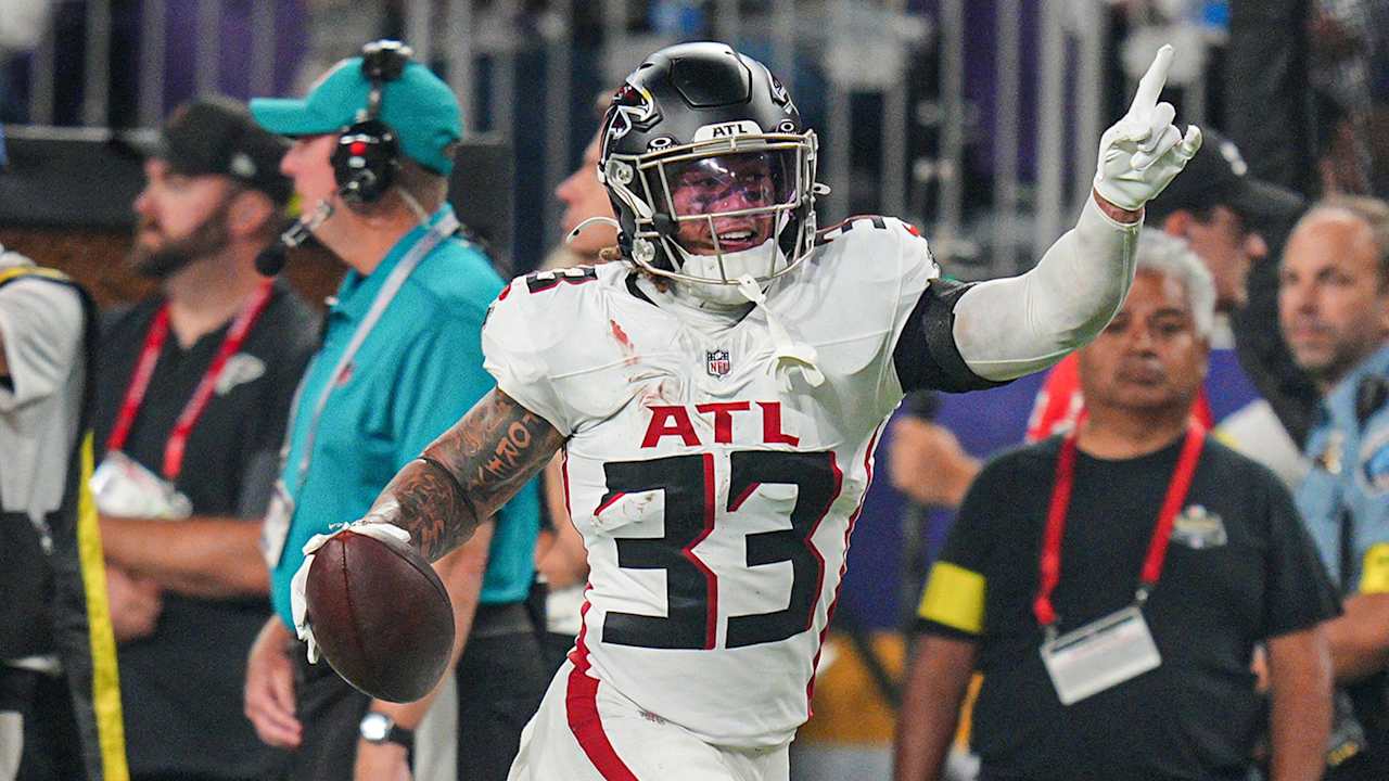 Atlanta's defensive youth movement has breakthrough in 'Sunday Night Football' win