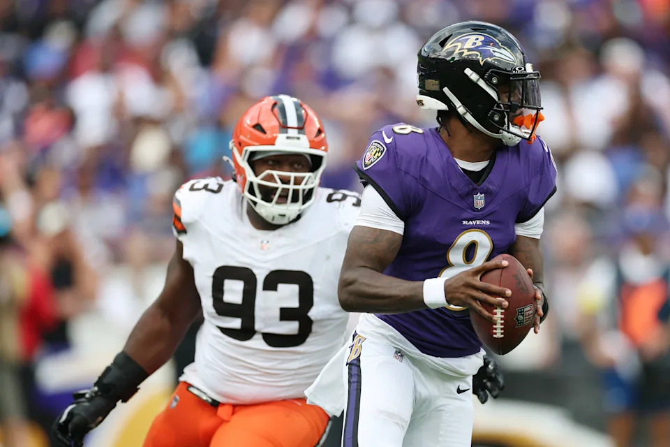 BALTIMORE, MARYLAND - SEPTEMBER 14: Shelby Harris #93 of the Cleveland Browns pressures Lamar Jackson #8 of the Baltimore Ravens during the third quarter at M&T Bank Stadium on September 14, 2025 in Baltimore, Maryland. (Photo by Rob Carr/Getty Images)