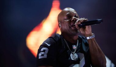 Oakland hip-hop legend Too $hort remains loyal to his childhood team