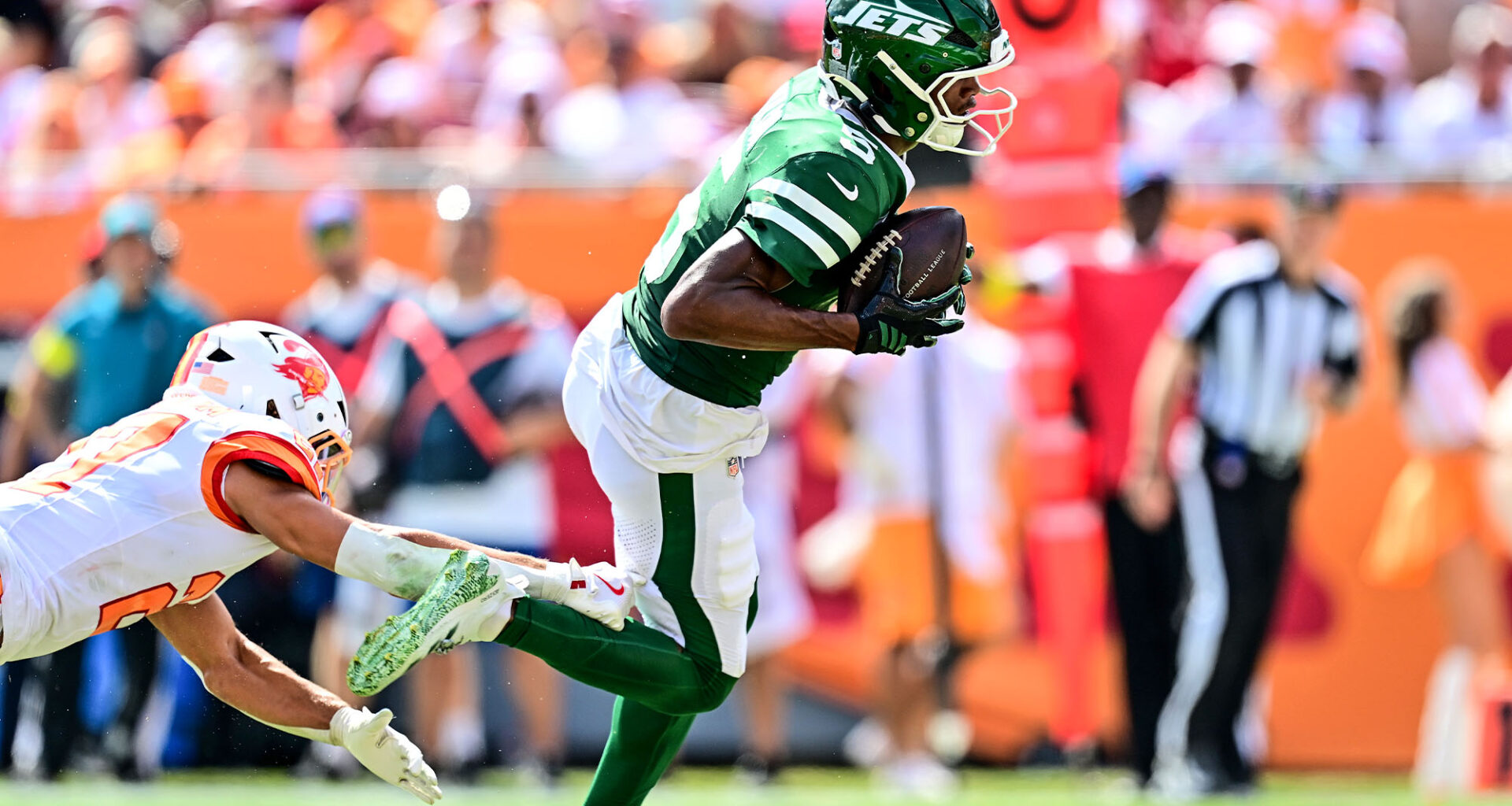 Garrett Wilson supports NY Jets QB Tyrod Taylor after loss