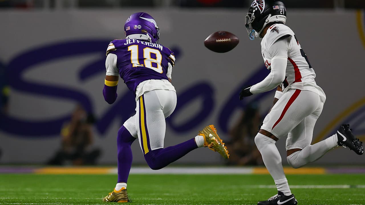 Justin Jefferson Ties Larry Fitzgerald as NFL’s Youngest with 500 Receptions