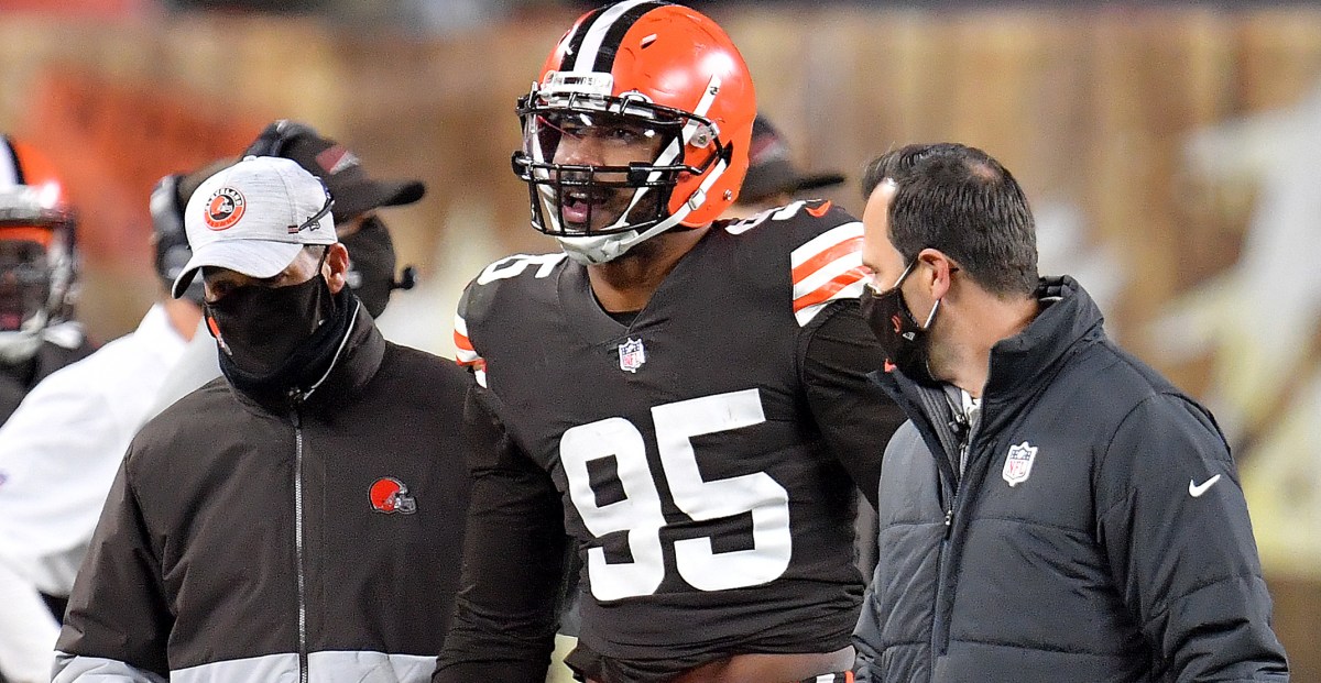 Browns DE Myles Garrett misses practice with new injury