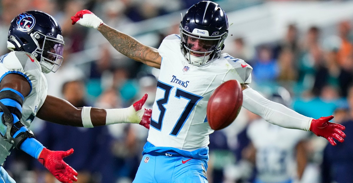 Tennessee Titans sign Amani Hooker to contract extension