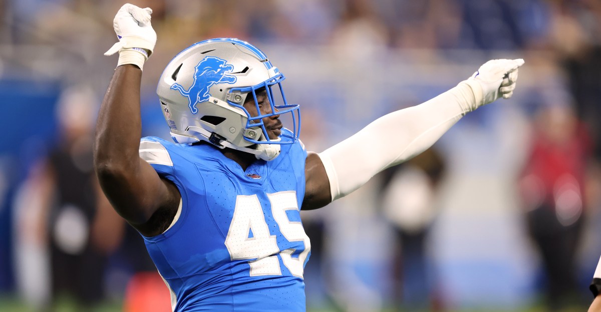 Lions cut edge rusher, make room for QB on practice squad