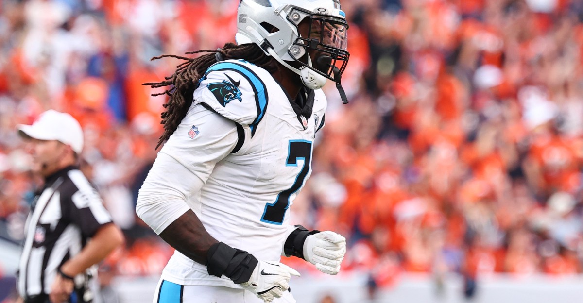 Dallas Cowboys news: Jadeveon Clowney will be a game-time decision