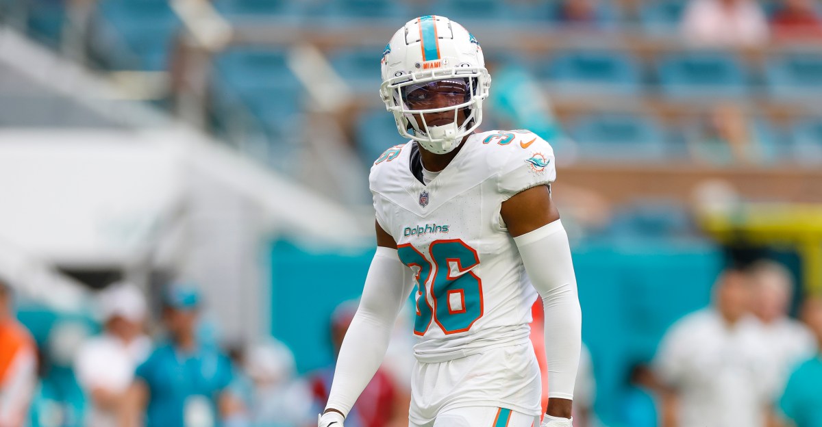 Dolphins head coach Mike McDaniel updates injuries of Darren Waller, Storm Duck, others