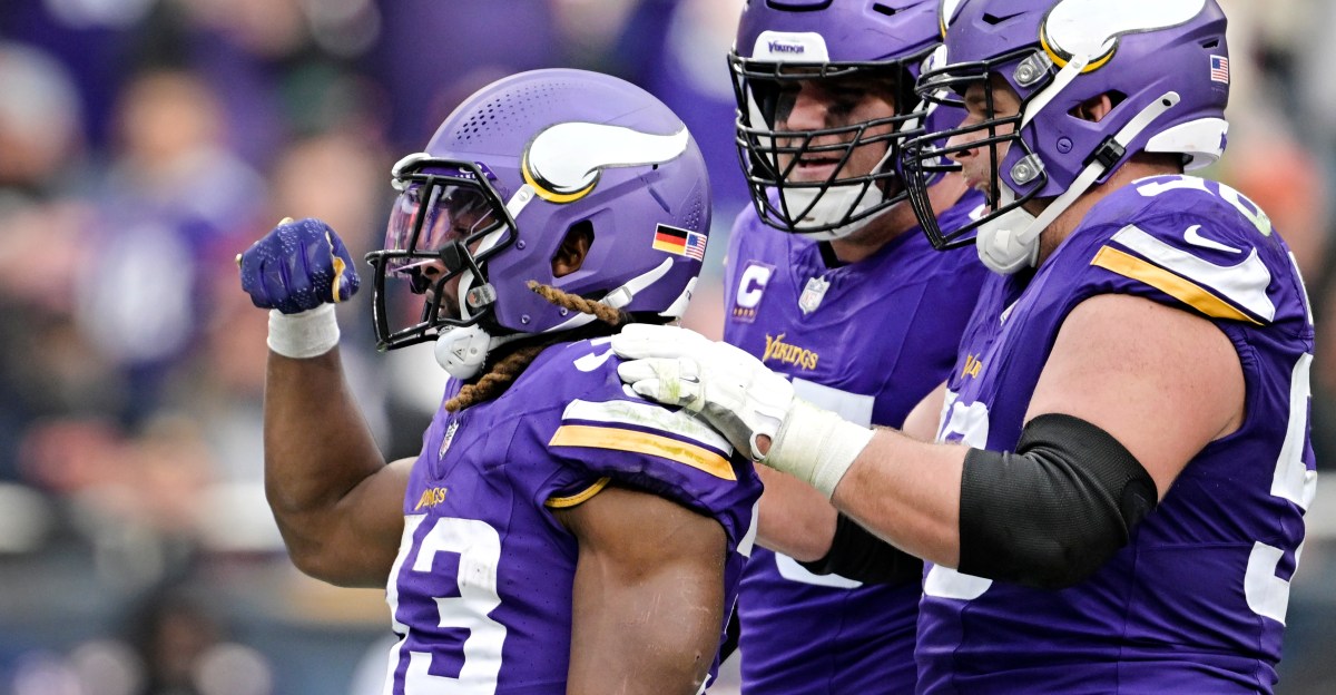 Minnesota Vikings Odds: Vikings Slight Road Favorite for Monday Night