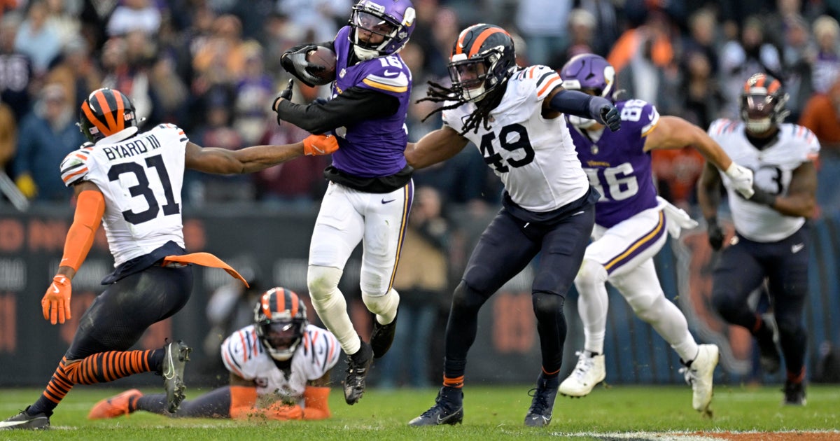 Chicago Bears and Minnesota Vikings square off in season opener