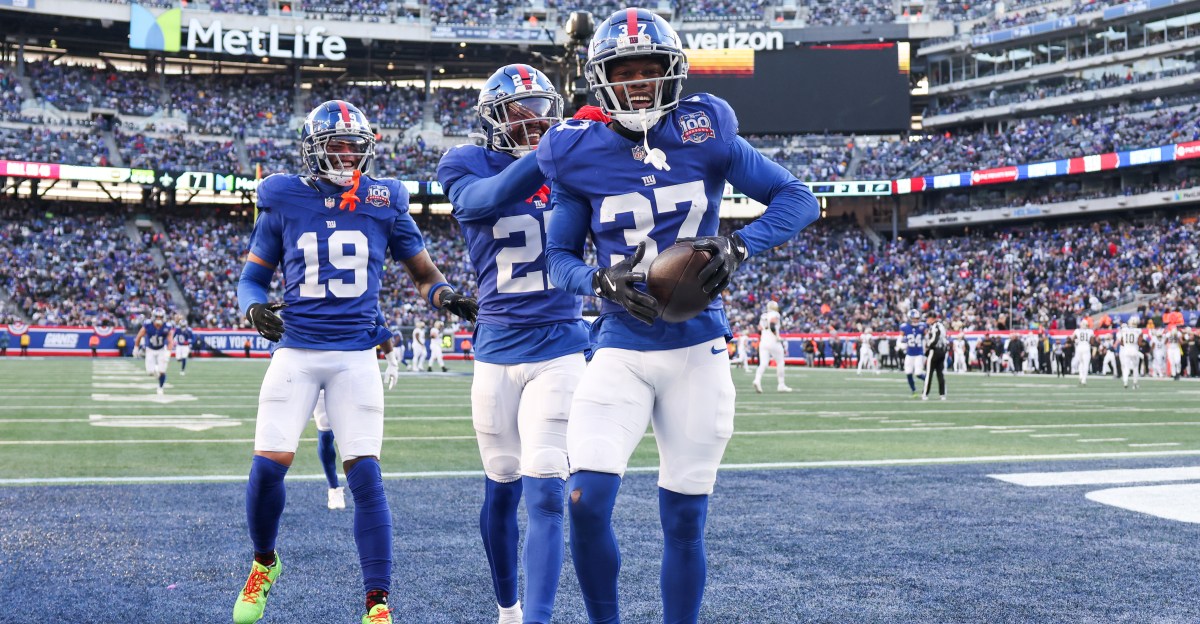 Tre Hawkins waived with injury settlement by New York Giants