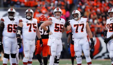 Browns practice squad elevations vs Packers: Joel Bitonio, Jack Conklin indications, DeAndre Carter healthy