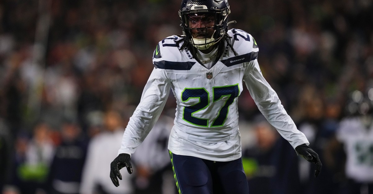 Seahawks vs. 49ers: Riq Woolen, Christian McCaffrey added to injury report