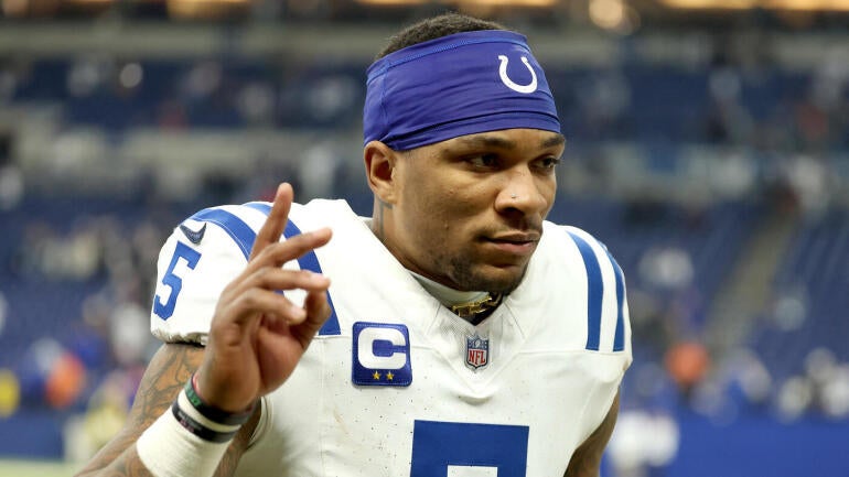 Tennessee Titans v Indianapolis Colts