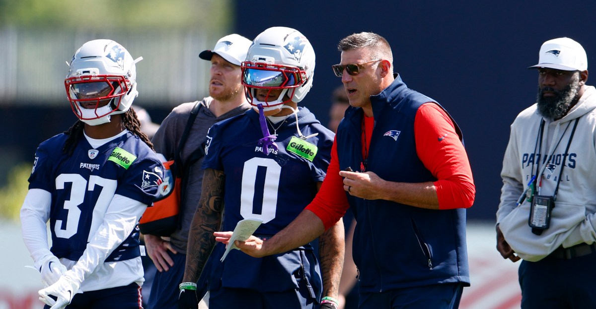 Patriots vs. Panthers Wednesday injury report: Christian Gonzalez limited