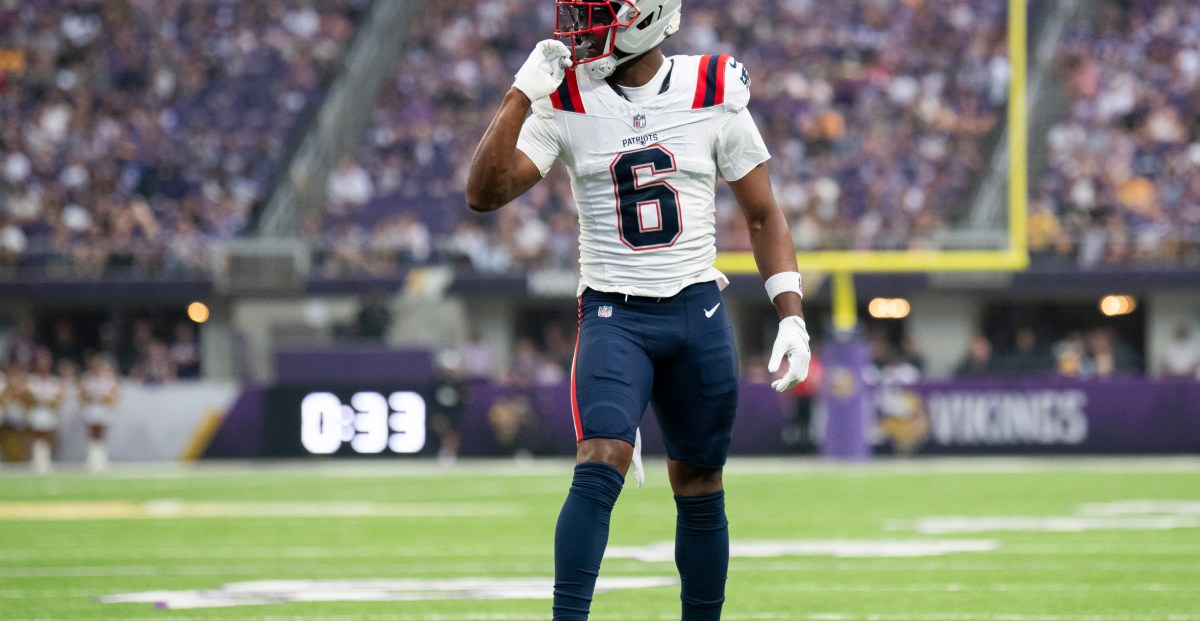 Eagles practice squad news: Javon Baker finally signs, APR is out