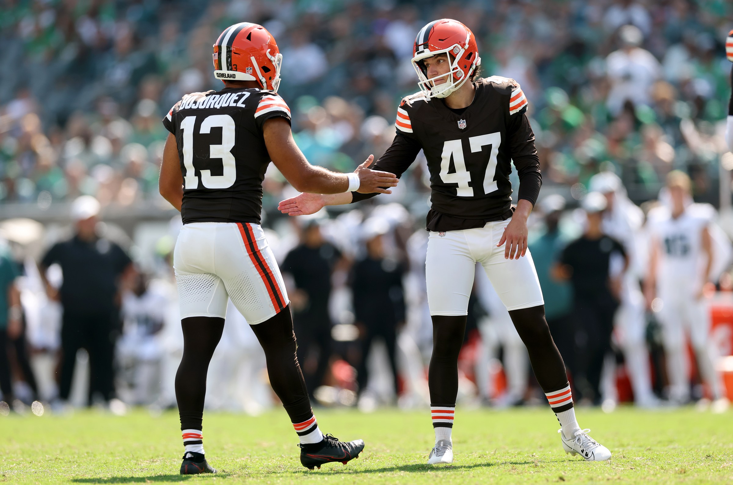 PHILADELPHIA, PENNSYLVANIA - AUGUST 16: Andre Szmyt #47 of the Cleveland Browns celebrates his field goal with teammate Corey Bojorquez #13 of the Cleveland Browns during the NFL Preseason 2025 game between Cleveland Browns and Philadelphia Eagles at Lincoln Financial Field on August 16, 2025 in Philadelphia, Pennsylvania. The Cleveland Browns defeated the Philadelphia Eagles 22-13. (Photo by Elsa/Getty Images)