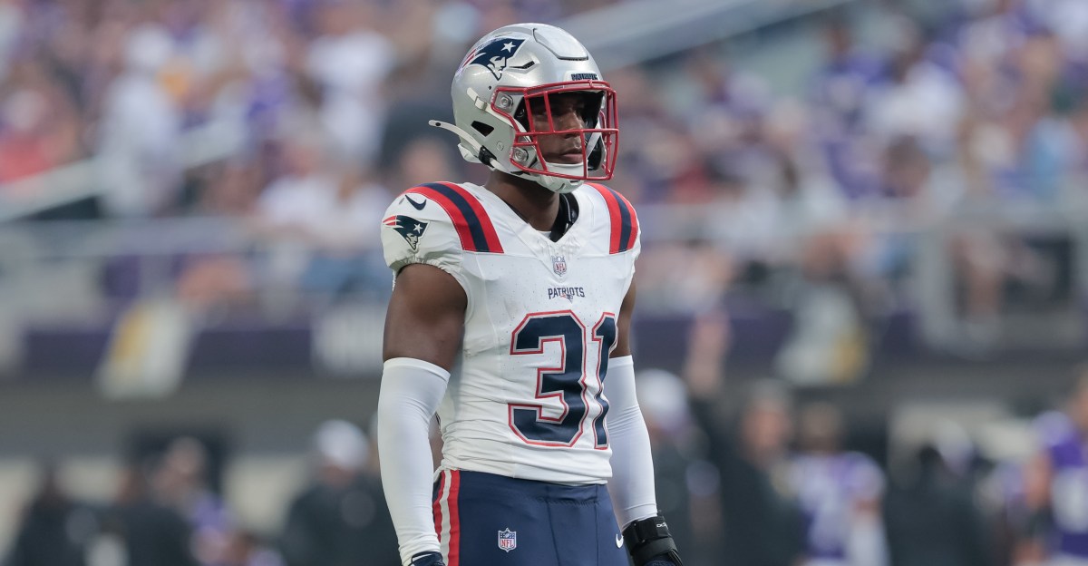 Sunday Patriots Notes: Week 1 brings trial by fire for rookie class