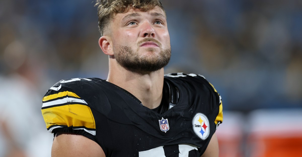 Should Steelers LB Cole Holcomb see defensive snaps vs. the Seahawks?