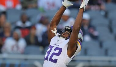 Blake Cashman, Ty Chandler to Miss Time With Injuries