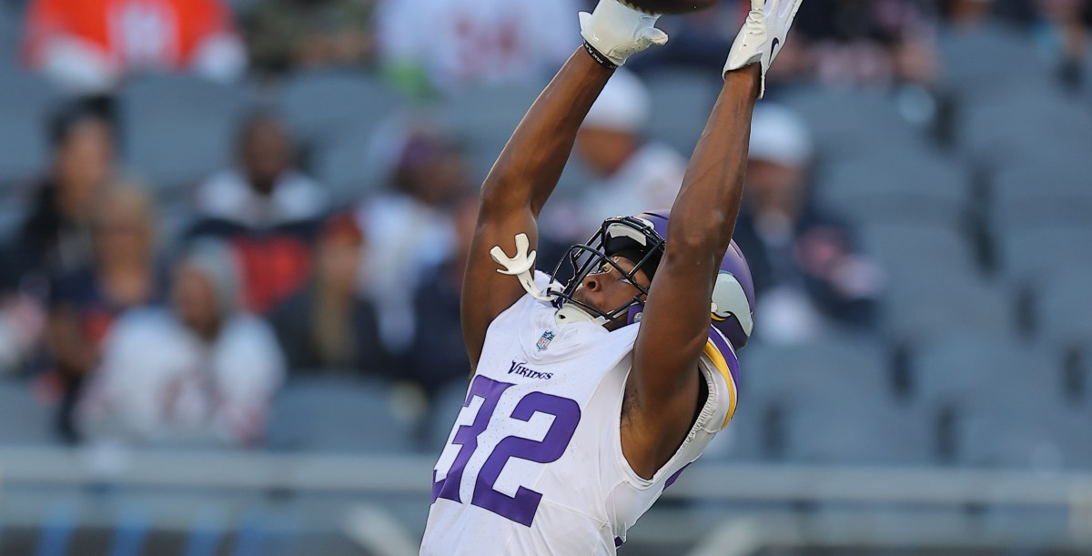 Blake Cashman, Ty Chandler to Miss Time With Injuries