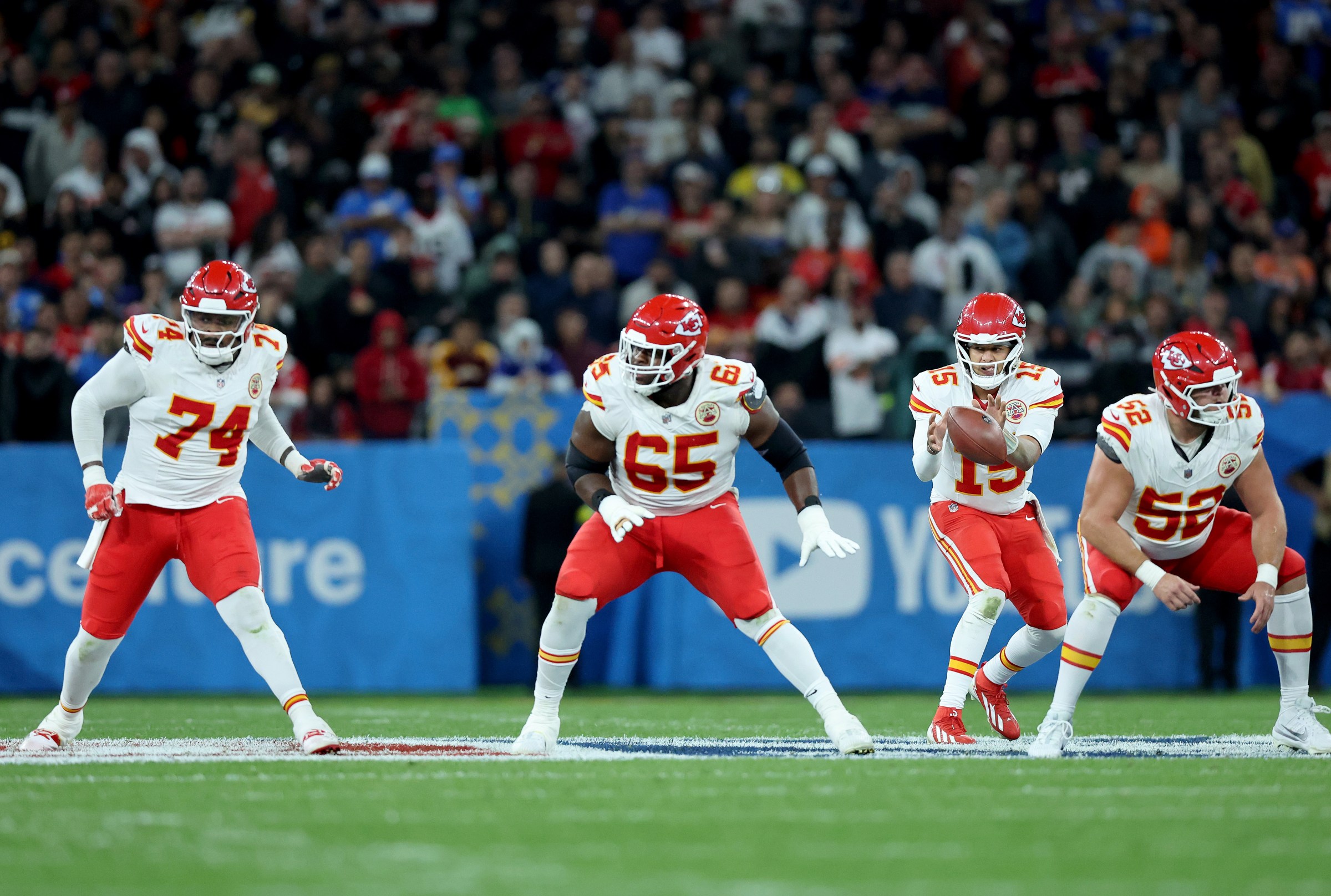 SAO PAULO, BRAZIL - SEPTEMBER 05: Offensive linemen Jawaan Taylor #74, Trey Smith #65, and Creed Humphrey #52 of the Kansas City Chiefs block for Patrick Mahomes #15 of the Kansas City Chiefs during the game against the Los Angeles Chargers at Arena Corinthians on September 05, 2025 in Sao Paulo, Brazil. (Photo by Alexandre Schneider/Getty Images)