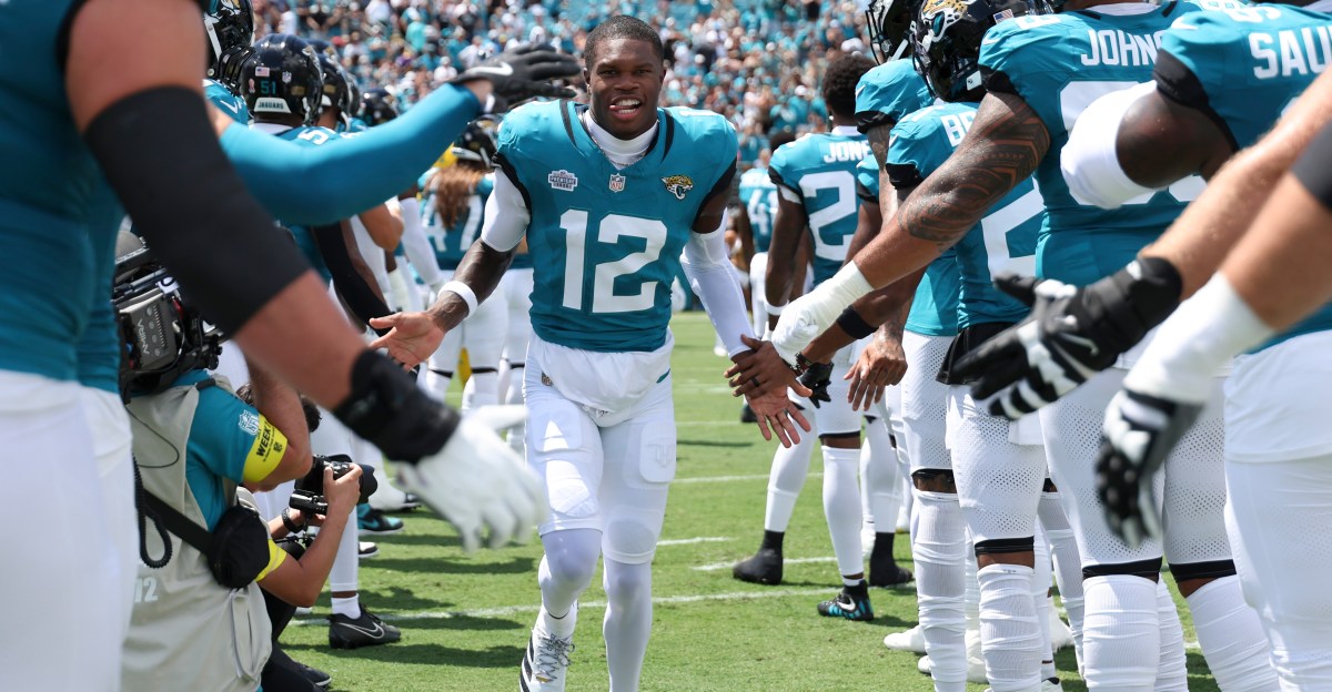 Travis Hunter Makes Regular Season Debut: ‘I Did My Job’