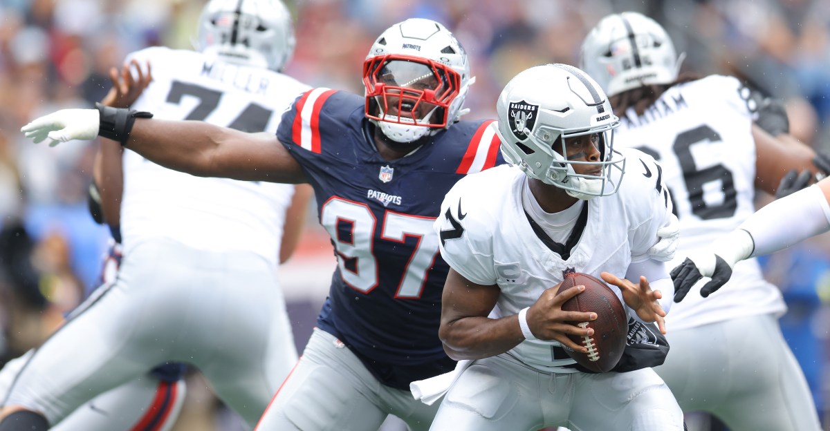 Patriots vs. Raiders snap counts: Heavy workload no problem for Milton Williams