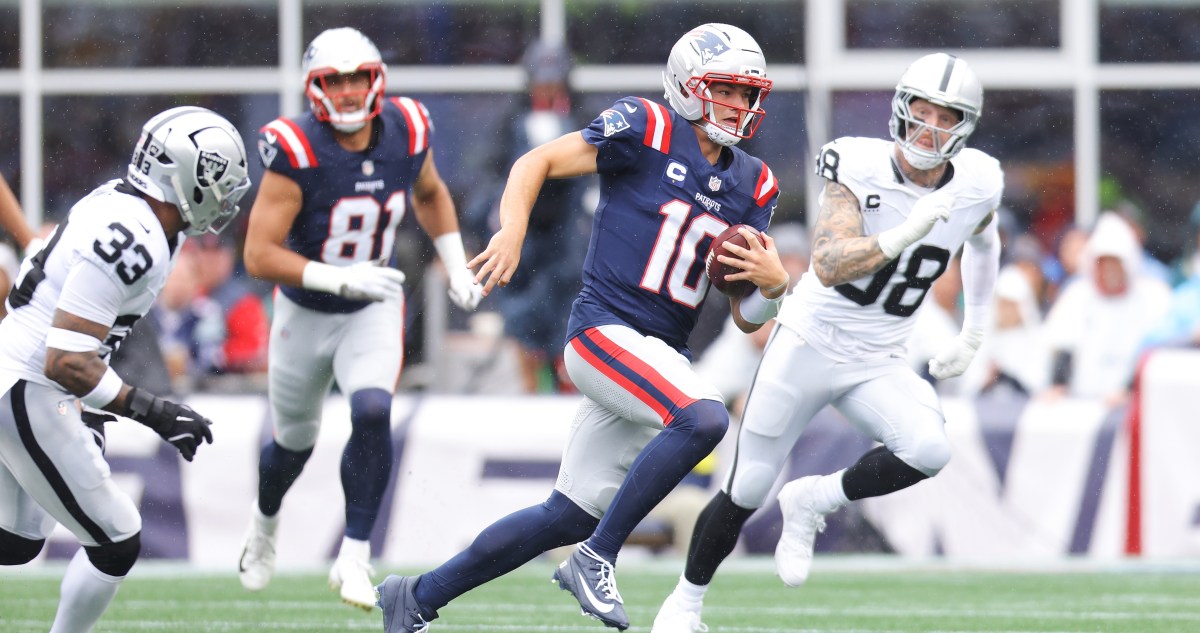 Fan Notes from the Patriots’ loss to the Raiders