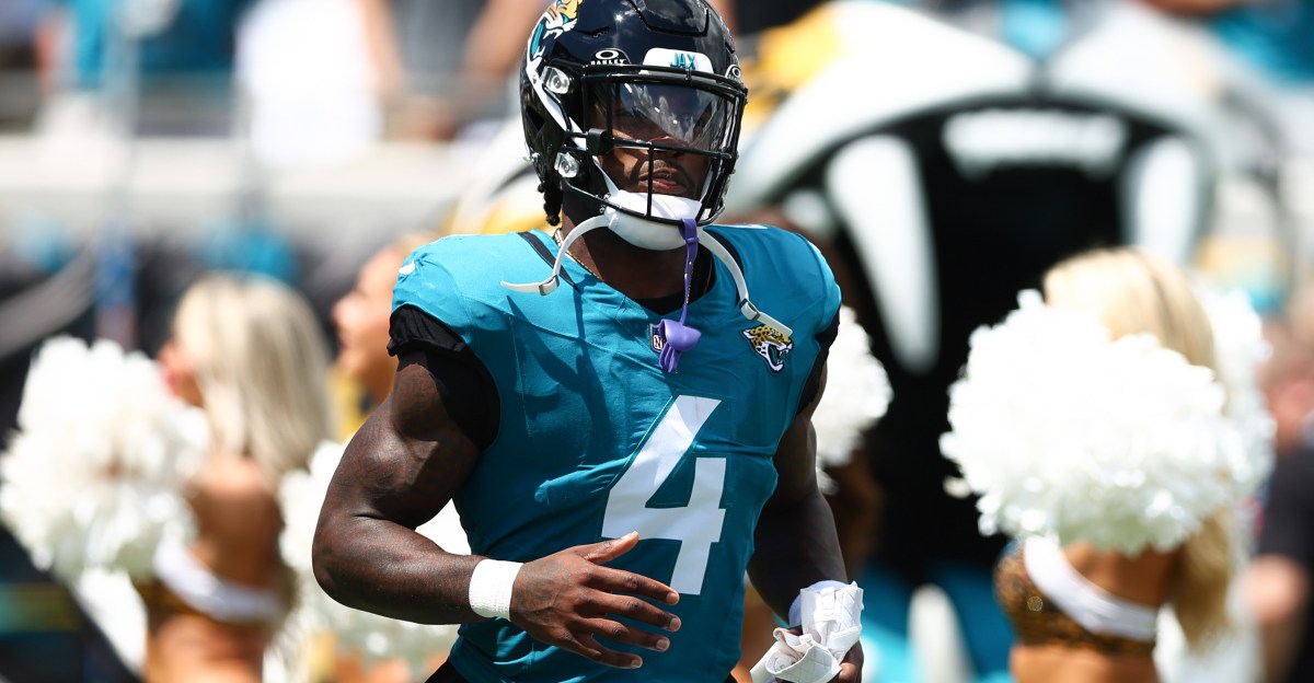 Trade: Jaguars send Tank Bigsby to the Eagles for 2026 draft picks