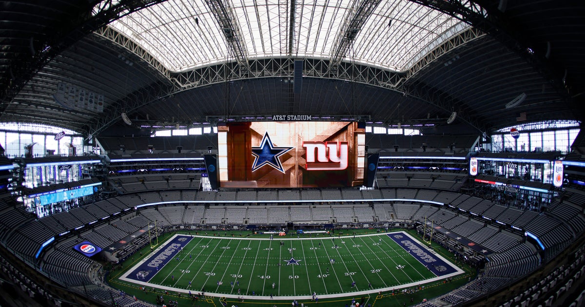 Thousands of people, including a horse, tailgate for Dallas Cowboys' home opener