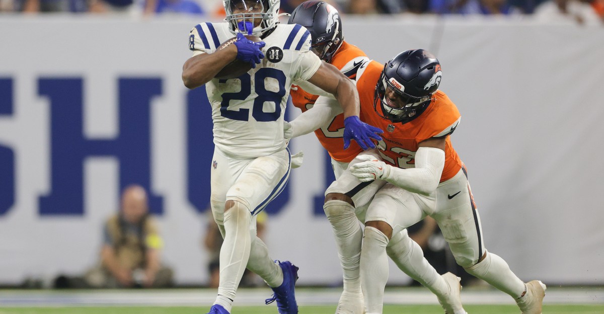 Instant reaction: Broncos’ defense implodes in heartbreaking loss to Colts
