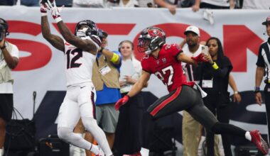 Texans WR Nico Collins makes incredible catch for first TD of season