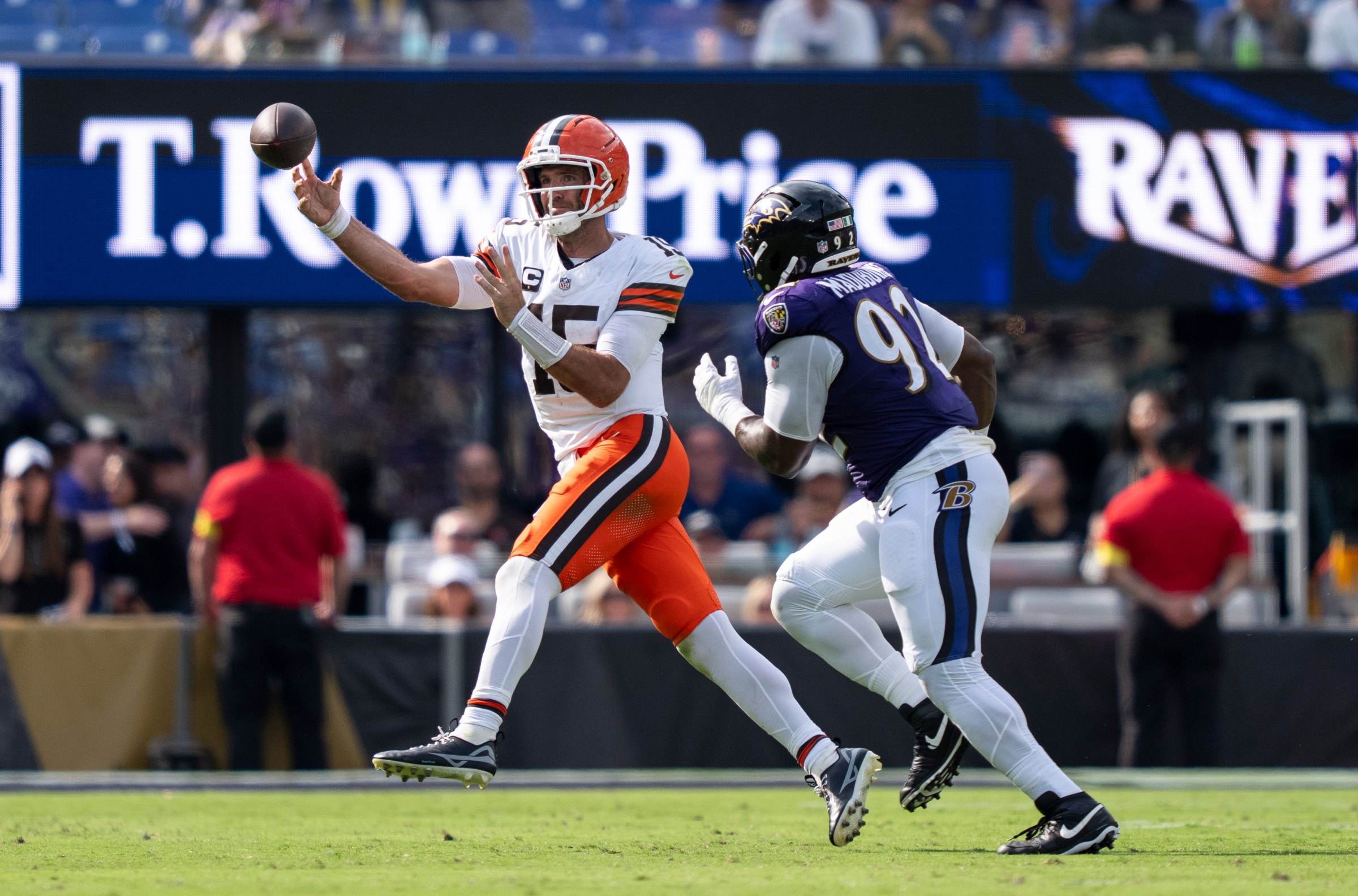 BALTIMORE, MARYLAND - SEPTEMBER 14: Joe Flacco #15 of the Cleveland Browns throws a pass on the run during an NFL football game against the Baltimore Ravens at M&T Bank Stadium on September 14, 2025 in Baltimore, Maryland. (Photo by Michael Owens/Getty Images)