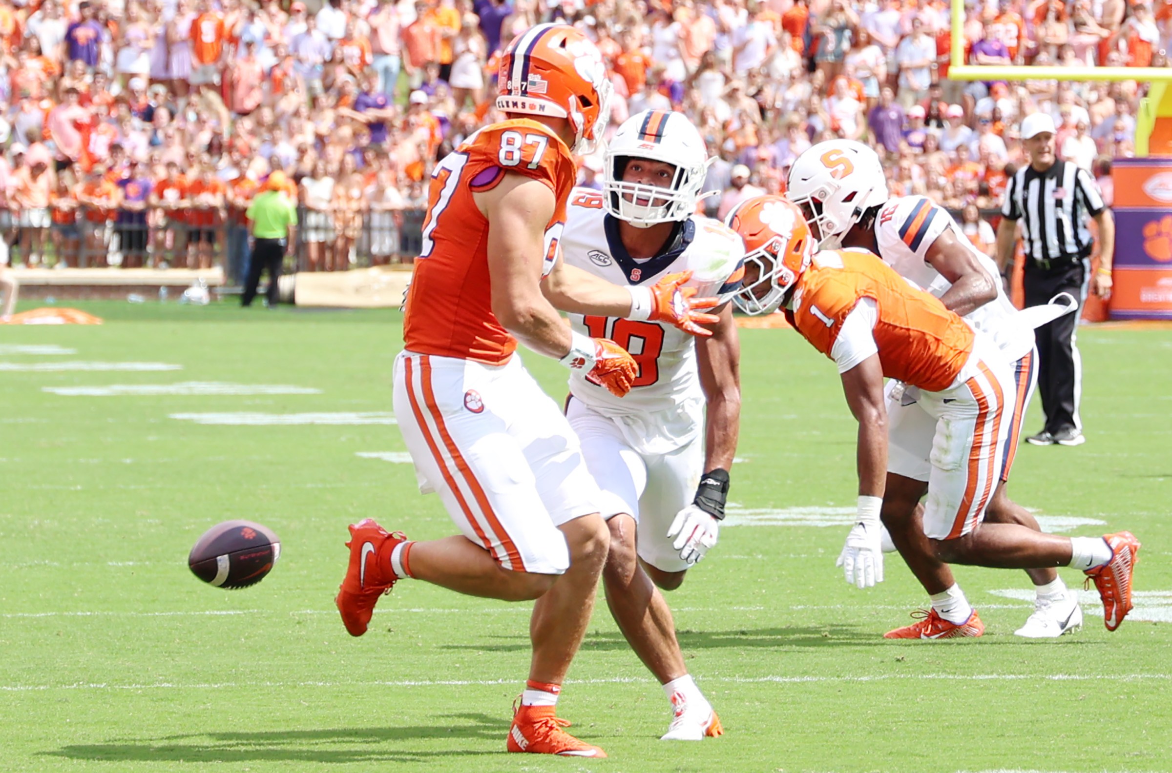 CLEMSON, SOUTH CAROLINA - SEPTEMBER 20: Cornell Perry #19 of the Syracuse Orange defends against Christian Bentancur #87 of the Clemson Tigers during the second quarter at Memorial Stadium on September 20, 2025 in Clemson, South Carolina. (Photo by Katie Januck/Getty Images)