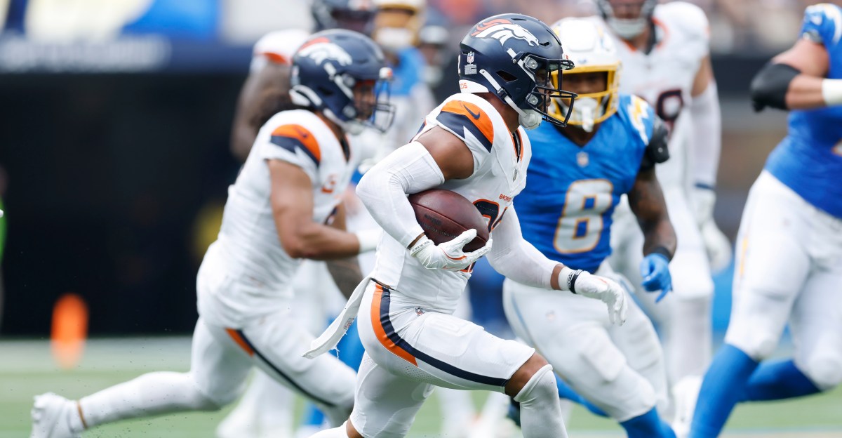 Denver Broncos at Los Angeles Chargers third quarter recap